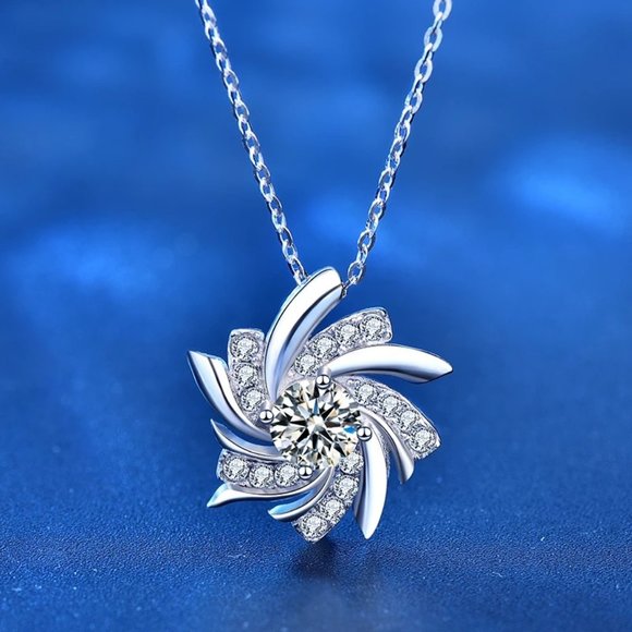 1/2ct. t.w. Diamond Spiral Necklace - Picture 1 of 12